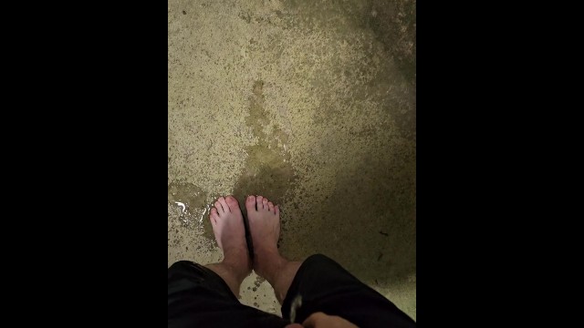 Messy long feet pee outdoors