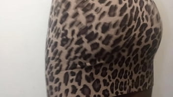Thugs fat plump homegrown ass bounce around in leopard dress#15