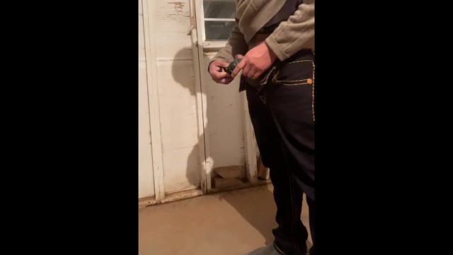 Piss desperation while masturbating in garage outside - could not cum ( took a urgent piss )