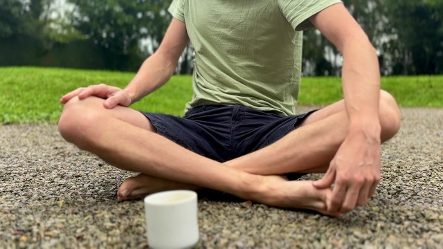 Just a little morning coffee and pee outside (scared to people would see me 😂)