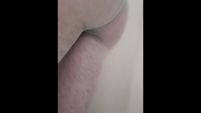 Wetting white pantiehoes