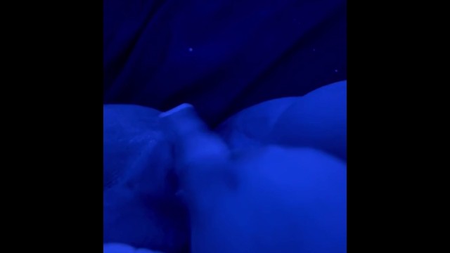 masturbated to a follower and the thought of him made me squirt 🥵