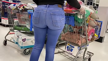 HUGE FAT ASS AT THE STORE