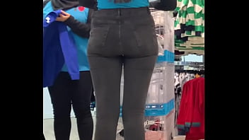 Brunette shop worker with bubble ass in jeans 2