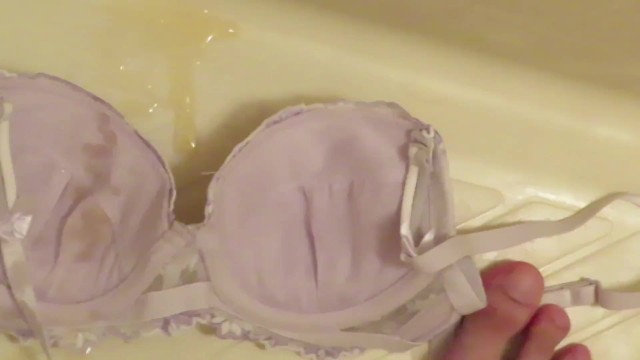 Peeing to purple bra!