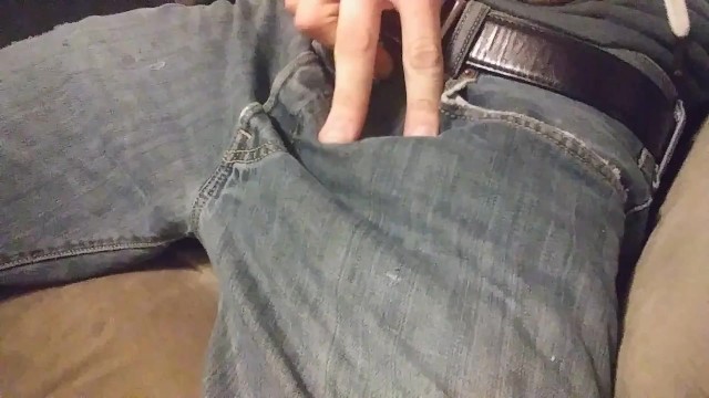 Pissing My Pants (PREVIEW)