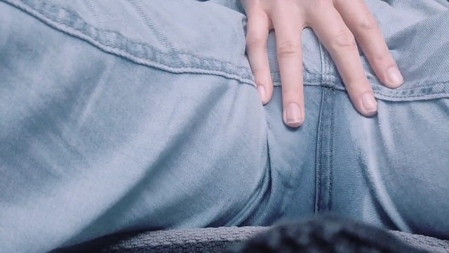 Bbw wetting and masturbating til orgasm in piss soaked jeans after long hold