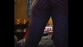 Thick ass white sissy twerking for bbc
