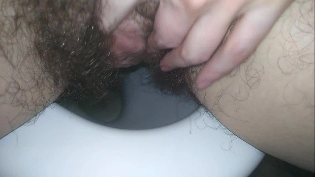 this mommy is not shy about peeing in your mouth! clit closeup GinnaGg