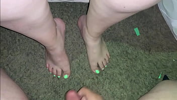 Cum on the sexy toes of Latina slut (Cum on feet POV compilation)