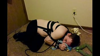 Amateur Teen (First Vid! Forgive Me For the Quality), Solo Pet Play and Bondage, Enjoying Kink Non-Sexually