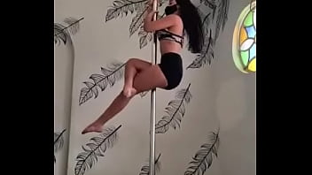 Brazilian Pole Dance Teen
