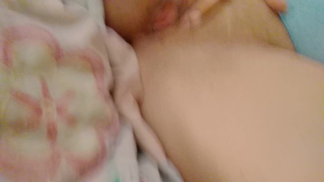 Really had to go so I just Peed on my Bed AGAIN!! Huge mess!!!3