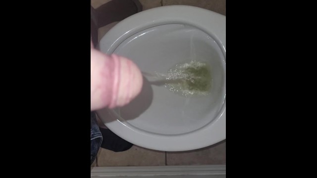 Just peeing video