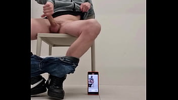 andkvcat masturbate sitting on a chair in front of a mirror in a porn studio