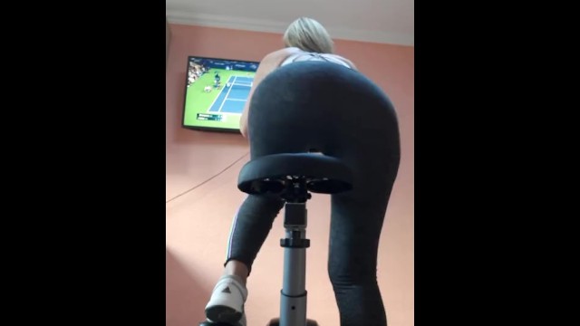 Pee desperation while bicycle ride