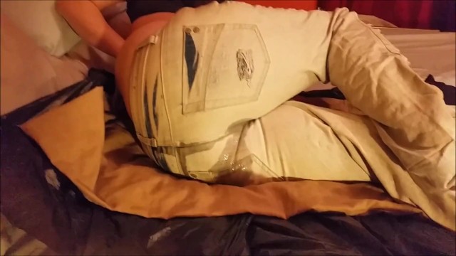 ⭐ My First Ever Jeans Wetting Video! 