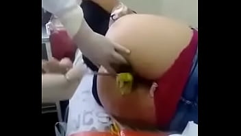 Enfermeira Tirando Pepino Quebrado Do Cu Da Novinha