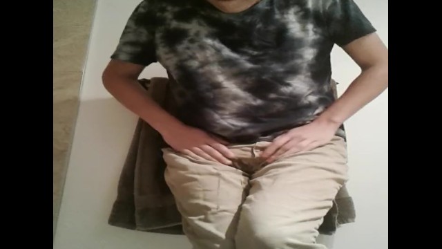 INTENSE DESPERATION - Wetting my pants