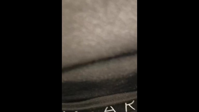 TEEN WANT TO FUCK IN PUBLIC TOILET