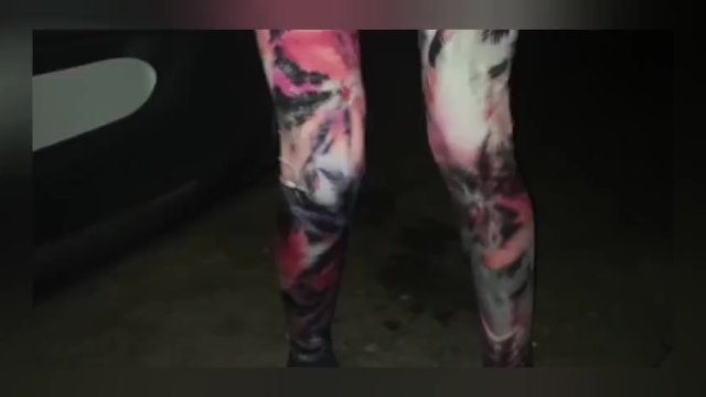 Slut twenty year old in leggings has to pee but can't resist until home and risks peeing on her