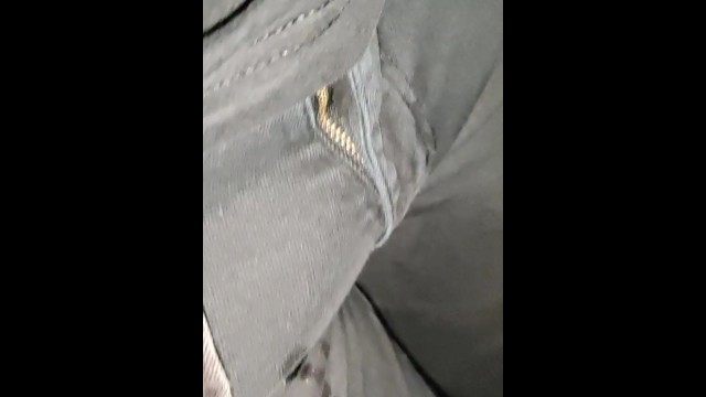 Pee Leaking In My Jeans While Walking In Public