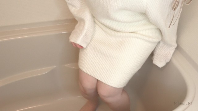Cute Japanese girl without panties holds pee for 5 hours and pisses vigorously
