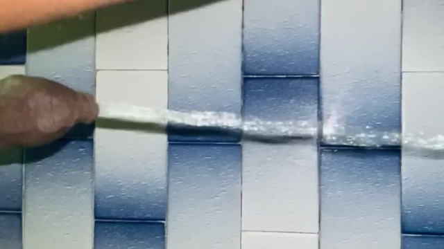 Quality Uncut dick piss from behind pissing capture